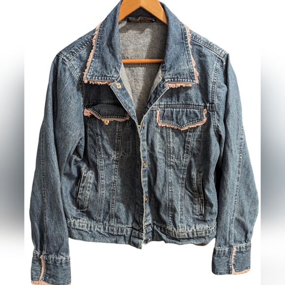 Life Style Women's Jean Jacket - Picture 11 of 12